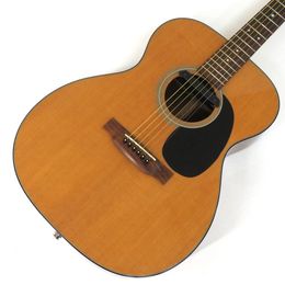 000 18 Mod Natural 2007 Spruce Acoustic Guitar