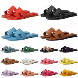 Designer Slippers Leather Summer Sandals Luxury Fashion Women's Slides Outwear Leisure Vacation Slides Beach Slippers Spring Flat Shoes Size EUR 35-42