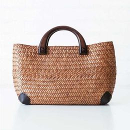 Evening Bags Handmade straw bag retro rattan straw woven handy beach bag simple art weaving bag J240301