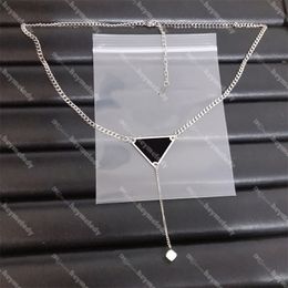 2024 New Triangle Chain Pendant Necklaces Men Women Thick Chains Necklaces Couple Designer Letter Hip Hop Necklaces Gift