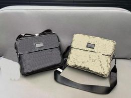 Upgraded new second-hand canvas shoulder bag, messenger bag, mobile phone bag, crossbody bag, classic versatile artifact counter, high-end bag, brand-name Original fabric