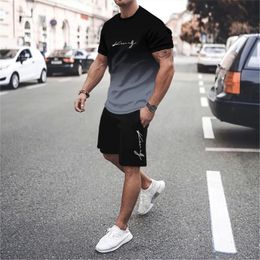 The latest 3D gradient Tshirt and shorts set mens short sleeved Oneck top casual fashionable skateboarding sportswear 240227
