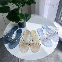 Slippers Size 36-42 studded flip-flops Summer jelly shoes for women T240301