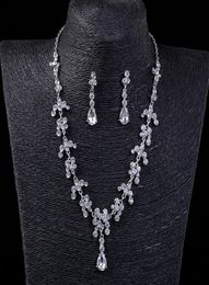 Vintage Two Pieces Jewellery Sets 2021 Luxury Drop Earrings Necklaces Bridal Necklace Cheap Wedding Bridal Accessories3397392