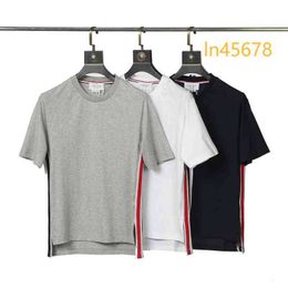 2024 Brun TB Yarn Dyed Round Neck Short Sleeve Red White And Blue Ribbon Korean Casual T-shirt American Pullover Art Four Stripes Versatile High Street Young
