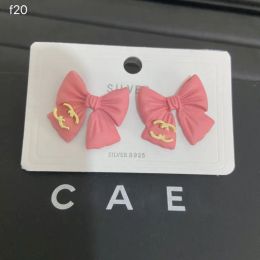 2024 Fashion Pink Bow Earring Charm New Style Women Stud Earrings Designer Gift Jewelry Fashion Exquisite Love 18K Gold Earrings Party Jewelry Wholesale