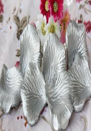 Silver Silk Rose Petals Wedding Favour Party Flower 20 Bags 100 pcs per bag6258665