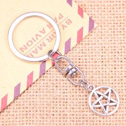 Keychains 20pcs Fashion Keychain 16mm Star Pentagram Pendants DIY Men Jewelry Car Key Chain Ring Holder Souvenir For Gift