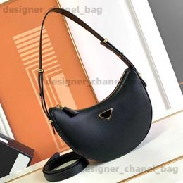 Shoulder Bags mirror quality Luxury designer half moon bag womens triangle shoulder hand bag mens Genuine Leather crossbody handbag s hobo travel underarm clutch ba