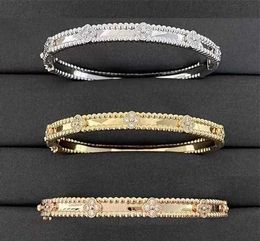 Designer Jewelry Luxury Bracelet VanCA Kaleidoscope Bracelet Womens Fashion Trend Lucky Four Leaf Grass Bracelet Jewelry