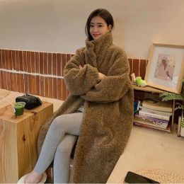 Fur 2023 New Women Loose Temperament Environmental Fur Coat Female Fashion HighGrade Lamb Wool Outwear Winter Leisure Warm Outcoat