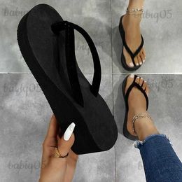 Slippers Beach and beach shoes Korean version casual summer flip flops for women summer couples thick soles for wearing sandals on the outside men T240301