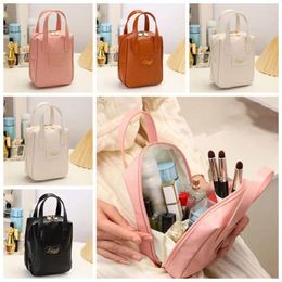 Cosmetic Bags Shell Shape PU Leather Bag Ins Waterproof Letter Travel Wash Large Capacity Handbag Makeup Pouch Outdoor