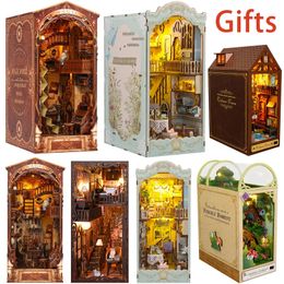 DIY Book Nook Miniatures Shelf Insert Dollhouse Model Building Kit Wooden Bookshelf Bookend Home Decoration Year Gifts 240220