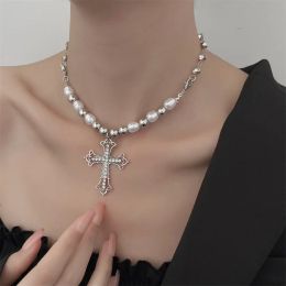 Vintage Fashion Hip Hop Party Pearl 14K White Gold Necklace For Women Christian Cross Clavicle Chain Ladies Punk Pendant Men and Women Gifts