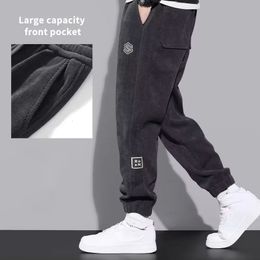 Thickened Fleece Pants Casual Cotton Trousers Winter Lambswool Pants Down Pants Men Jogging Sportwear Solid Drawstring Trousers 240227