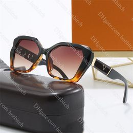 Mens Designer Sunglasses Classic Letter Square Frame Sunglasse Outdoor Leisure Sun Glasses Trendy Blackout Eyeglasses With Box