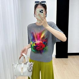 Women's T Shirts Foreign Trade Miyake T-shirt Summer 2024 Fashion Printing High-end Pleated Temperament Commuter Thin Top