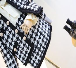 Autumn New Arrival Girls Fashion Houndstooth 2 Pieces Suit Coatskirt Kids Tweed Sets Girls Clothes2015515