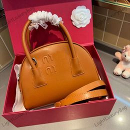 Shoulder Bag Classic Designer Fashion Leather Crossbody Bag Small Fresh Tote Luxury Women's Handbag Mobile Phone Bag 240301