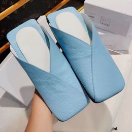 2024 Designer Women Flat Leather Square Toe Slippers Sandals Luxury Top Version Full Leather Shoes Outdoor Casual Shoes