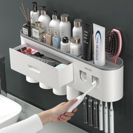 Holders Magnetic Adsorption Inverted Toothbrush Holder Automatic Toothpaste Squeezer Storage Rack with Gargle Cup Bathroom Accessories