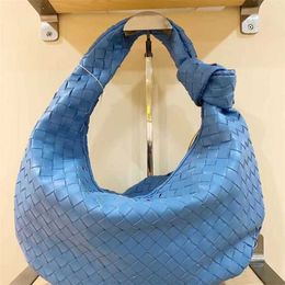 HOT Woven Designer Handbag Large Capacity Tote Bag Ladies Knot Handle Designer Bag Casual Soft Hobo Bags For Women Quality Brand Luxury Bag Wallet 0615