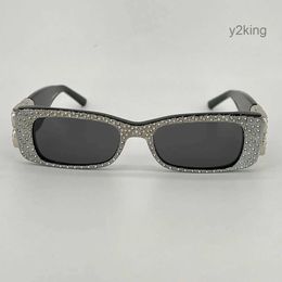 Kadınlar için Güneş Gözlüğü Erkekler Metal B Retro 0096 Tasarımcılar Elmas tarzı gözlük anti-ultraviyole tam çerçeve kutu 0096s 5a tyzg pvtf