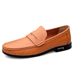 2024 Summer New Men's Super Fibre Casual Small Leather Shoes Trendy Driving Lefu Shoes Large Size Wholesale Men's Shoes T2