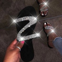 Sandals Women Summer Flat Bling Slippers Transparent Soft Jelly Shoes Female Flip Flops Sandals Outdoor Beach Ladies Slides Plus Size T240304