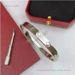 designer Jewellery bracelet For Women Man Girls Fashion Gold Bangle Titanium Crystal Design Lover Charm Diamond Bracelets 4 CZ Designer Jewellery Birthday Gift