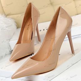 Dress Shoes Women 7.5cm 10.5cm High Heels Wedding Bridal Classic Pumps Lady Scarpins Metallic Leather Low Heels Stiletto Nude Office Shoes T240302