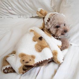 Pet Bear Blanket Dog Bathrobe Comfortable Plus Fleece Clothes Cat Apparel Winter Cloak Cute Coat 240228