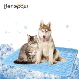 Mats Benepaw 3 Layers Pet Dog Cooling Mat Ice Silk Sleeping Small Medium Large Dog Beds Mats Cushion For Sofa/Floor/Car Seats Puppy