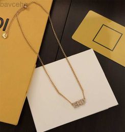 2023 Pendant Necklaces Luxury Letter Necklace Designer Bracelets Girls Ornaments Gold Ladies Neckware Jewellery Wedding Party Accessories 240302