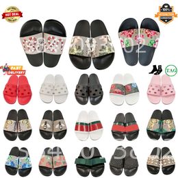 Men Women Designer Slides Slippers Fashionable Classics Sandals Shoes Summer Sandal Beach Slide top quality mens Sneaker slipper