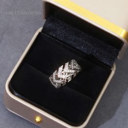 Solid White Gold Plated Man Sterling Sier Handmade Insert Iridescent Round Moissanite Ring