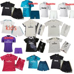 finals Real MadridS Retro Soccer Jersey kids GUTI Ramos 13 14 15 16 17 18 ZIDANE RAUL REDONDO 94 95 96 97 98 99 00 01 02 03 04 05 CARLOS SEEDORF BENZEMA FIGO KAKA RONALDO