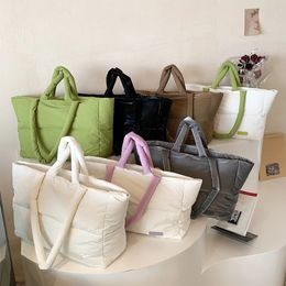 Women Padded Shoulder Bag Versatile Down Tote Bag Large Capacity Quilted Puffy Handbag Casual Ladies Bubble Pillow Underarm Bag 240226