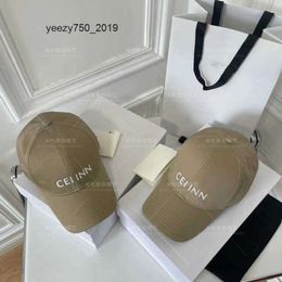 Letter Version celins Baseball celnes Summer ceine de cel Mens celi 2022 ne New Ball Arc Caps Triomphe designer Hat Match Correct and Womens Fashion Versatile S 42FN