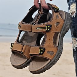 2024 Summer New Men's Casual Outdoor Sandals Trendy Breathable Men's Shoes Cowhide Thick Sole Men's Sandals t10