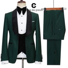 Suits Cenne Des Graoom 2023 New Luxury Wedding Suits for Men Shiny Velvet Lapel Black and Green Jacket Vest Pants 3 Pcs Party Groom