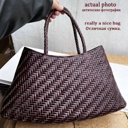 Vintage Genuine Leather Weave Hand Bags Style Shoulder Bags Tote Top Quality Women Basket Shopping Bag Beach Hobos Handbag 240229