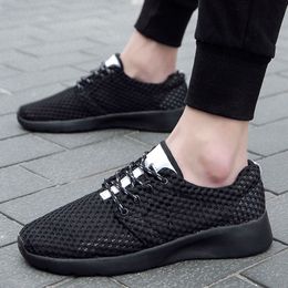 Hot Brand Men Running Shoes Openwork Couple Mesh Shoes Breathable Mesh Lightweight Sneakers New Comfortable Outdoor Sports ShoesF6 Black white