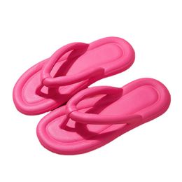 Summer 2024 flip-flops women flat fashion wear beach shoes candy-colored corner slippers in stock