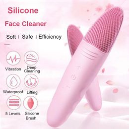 Electric Face Cleanser Silicone Cleaner Deep Cleaning Brush Vibration Massager Lifting Tightening Skin Care Tool Waterproof 240226