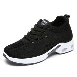 popular popular GAI Running shoe designer women's running shoes men's flat black and white 04