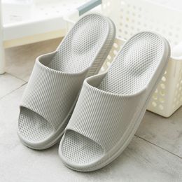 home slippersmen and women summer new non-slip bathroom home slippers for men and women thick sole2024