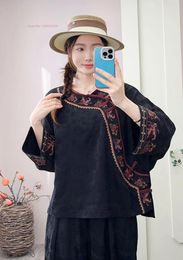 Ethnic Clothing 2024 Traditional Chinese Vintage Blouse National Flower Embroidery Improved Qipao Oriental Satin Jacquard Hanfu Tops