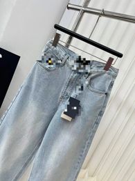 Бесплатная доставка 2024 синие прямые свободные женские джинсы с дизайнерским логотипом, элитные тонкие женские джинсовые брюки 3034
